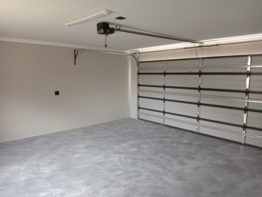 3 Bedroom Property for Sale in Somerton Estate Free State